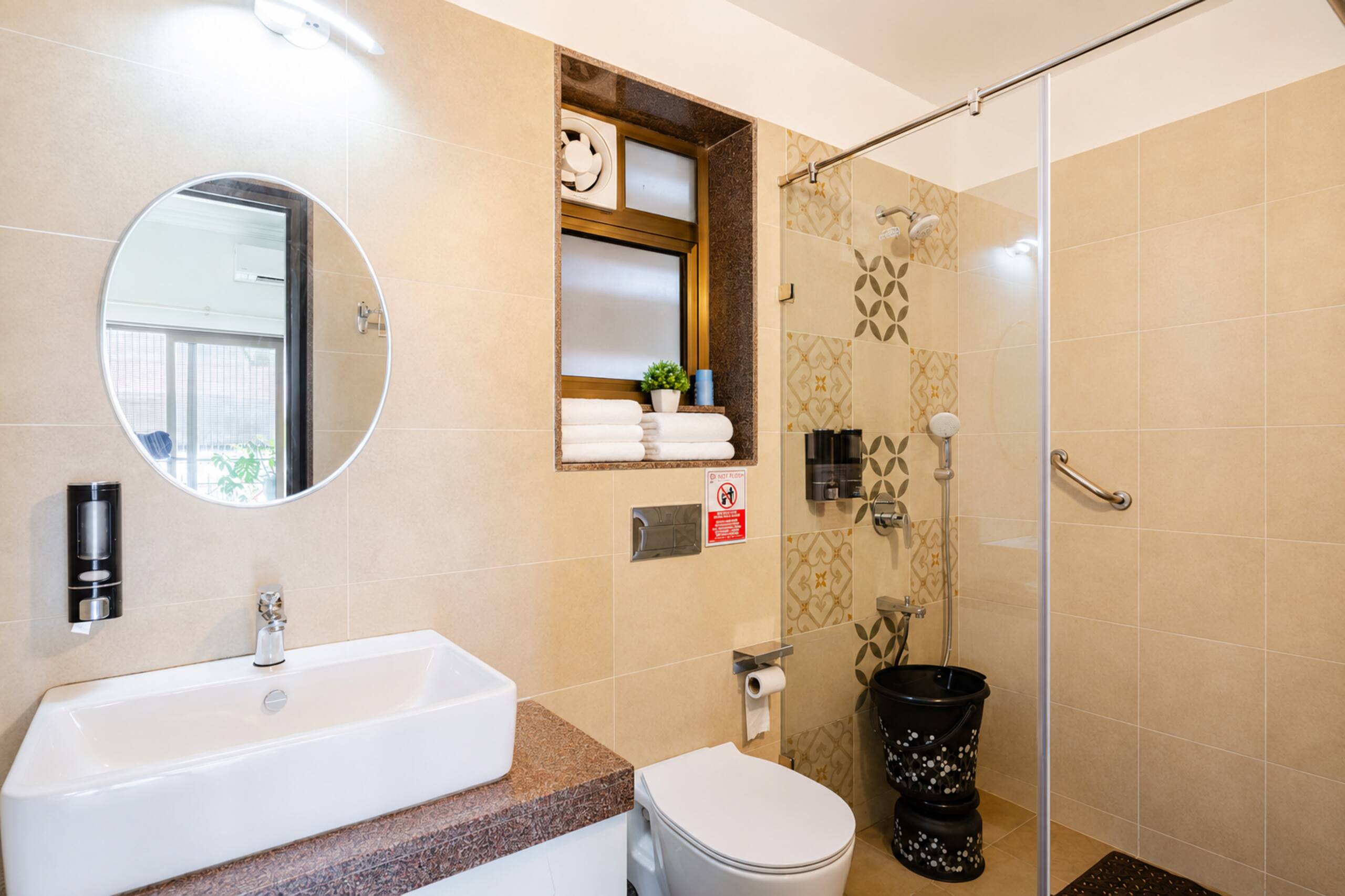 Faodail 4 | Top-floor 2BHK with Balcony in Baga 25