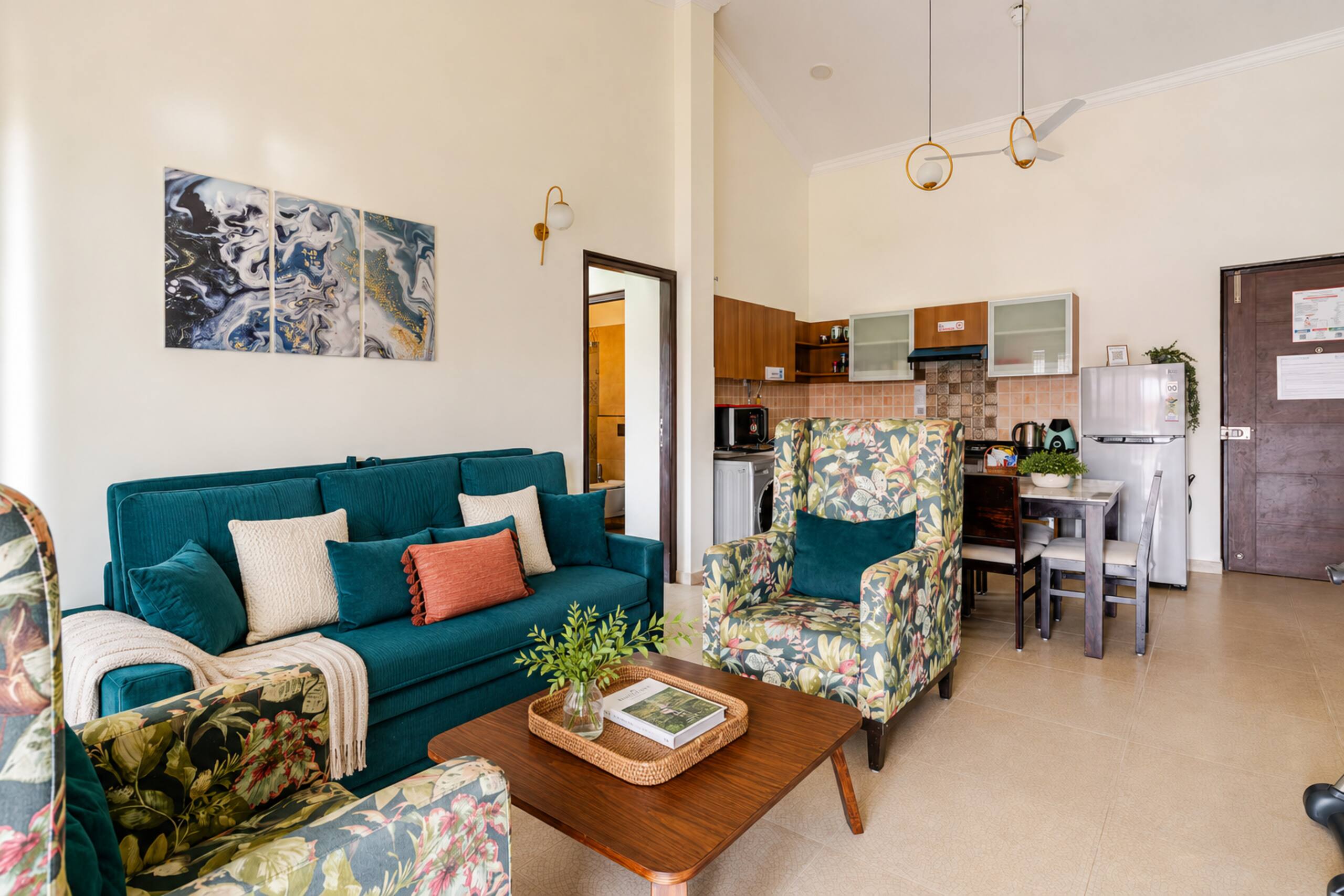 Faodail 4 | Top-floor 2BHK with Balcony in Baga 9