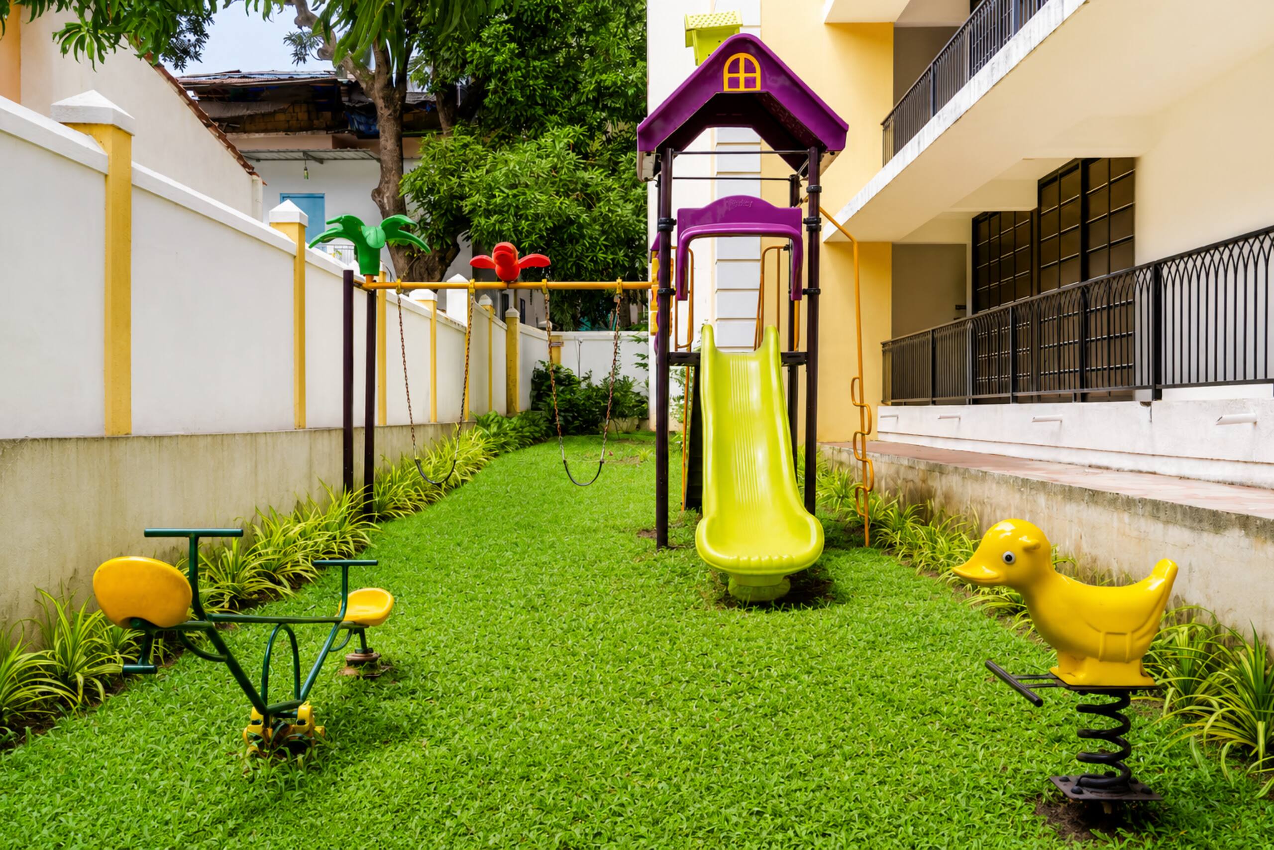 Faodail 4 | Top-floor 2BHK with Balcony in Baga 27