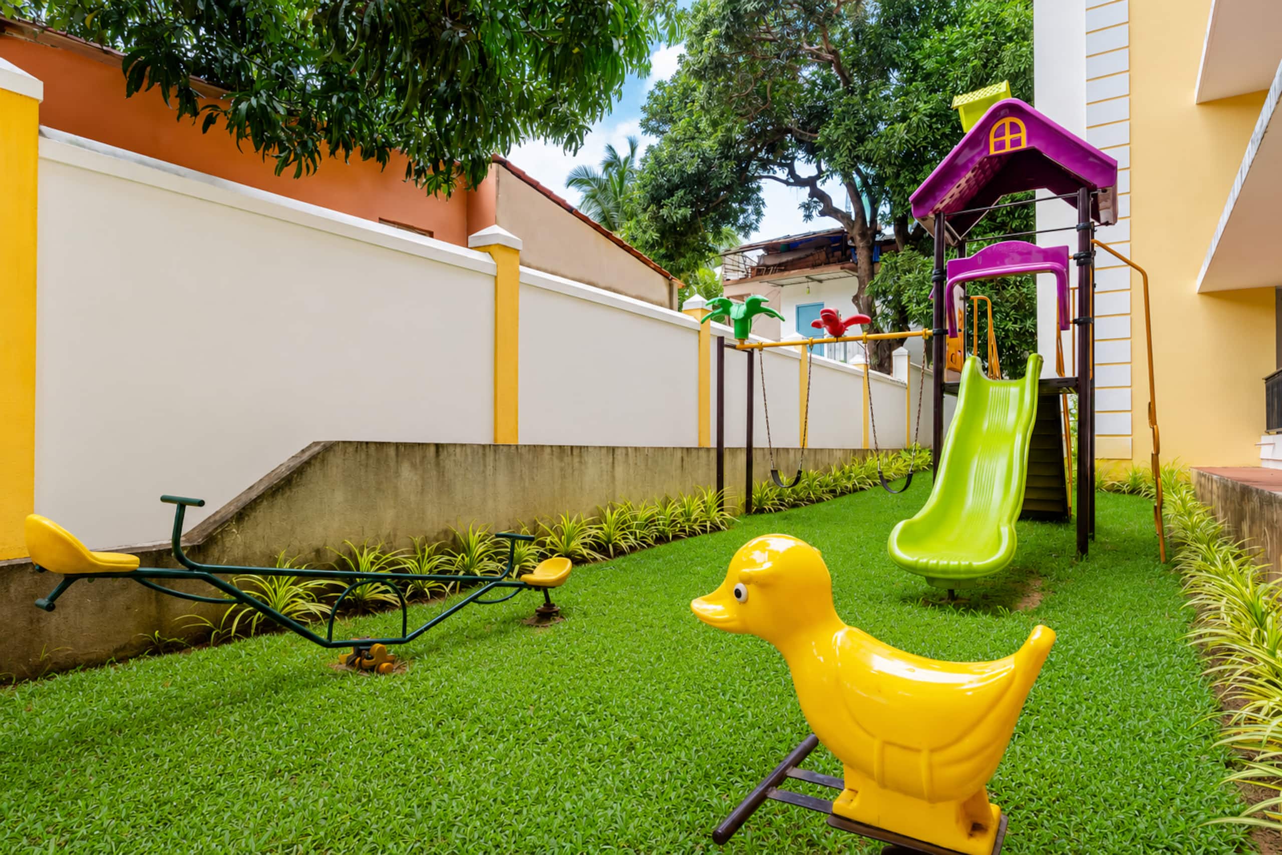 Faodail 4 | Top-floor 2BHK with Balcony in Baga 28