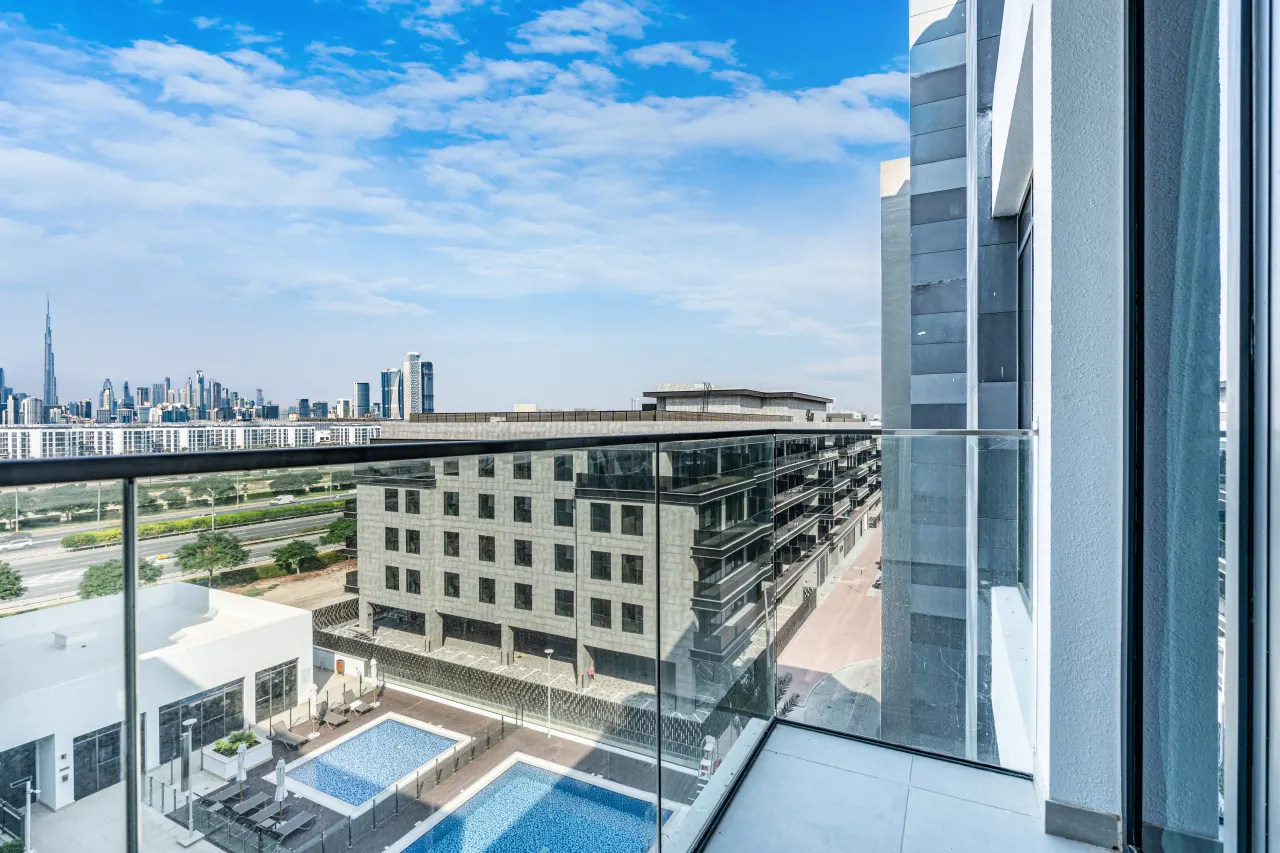 Bright & Modern Home with Burj Khalifa Views 6