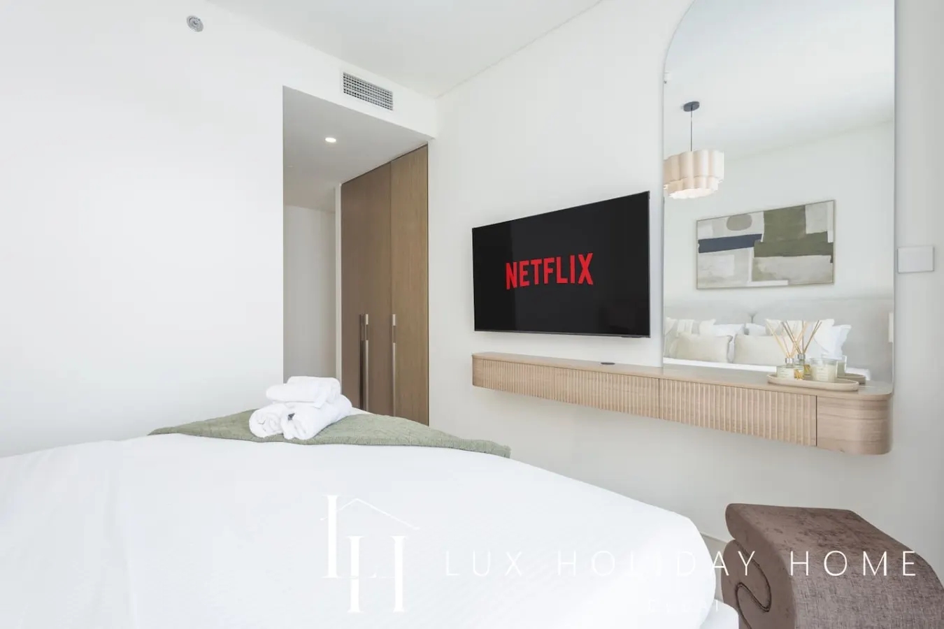 LUX The Beach Mansion Atlantis View Suite 9 15