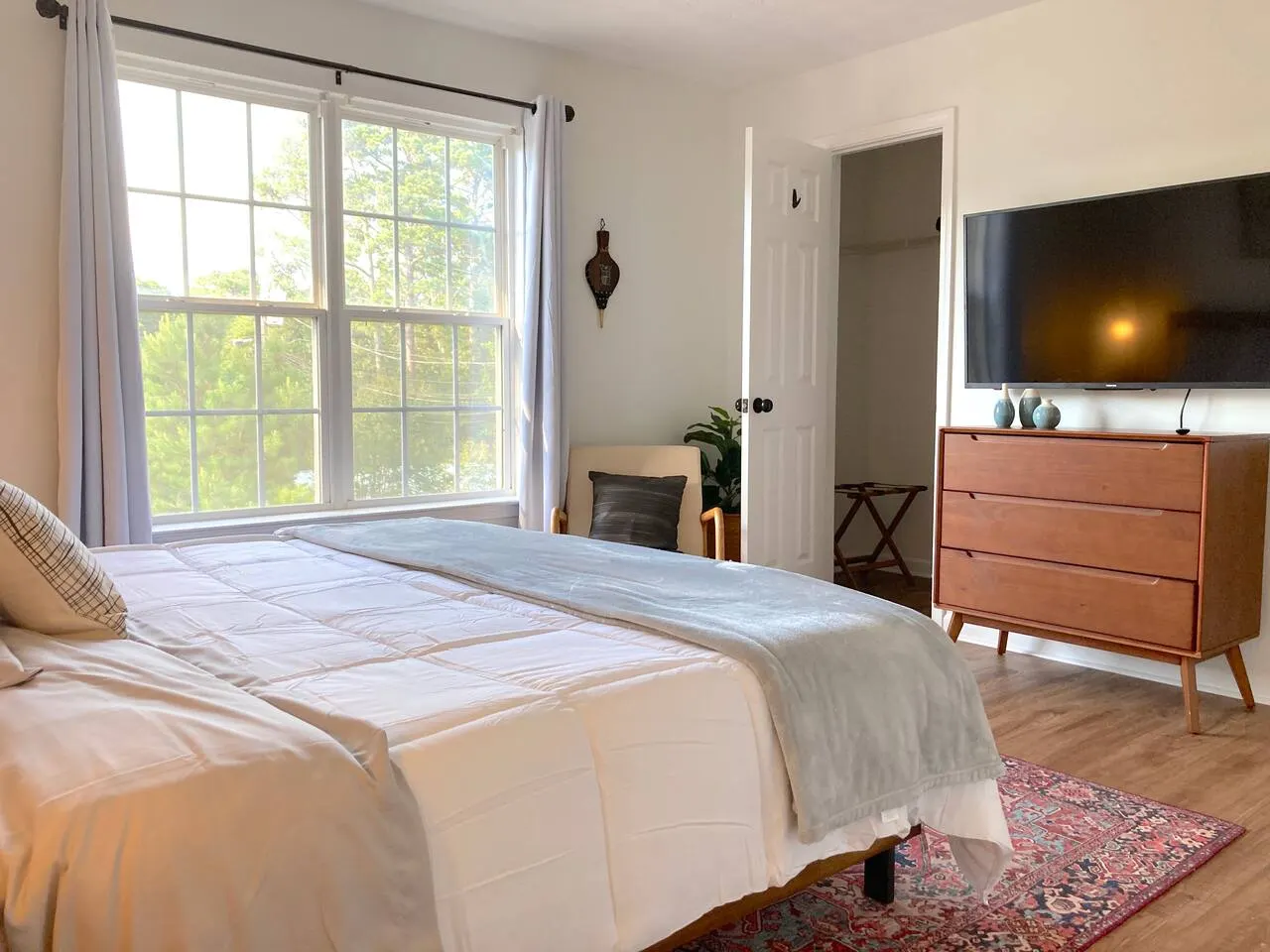 Charming Townhome with Two King Beds & Sep Bath 19