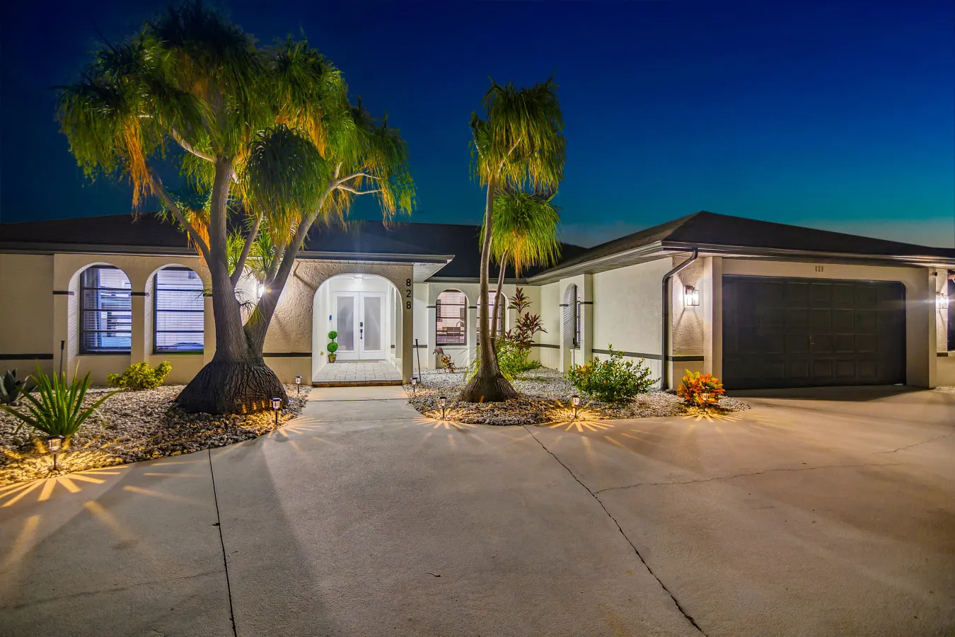Cape Coral Dream Home – Pool, Games & Mini Golf — photo 4