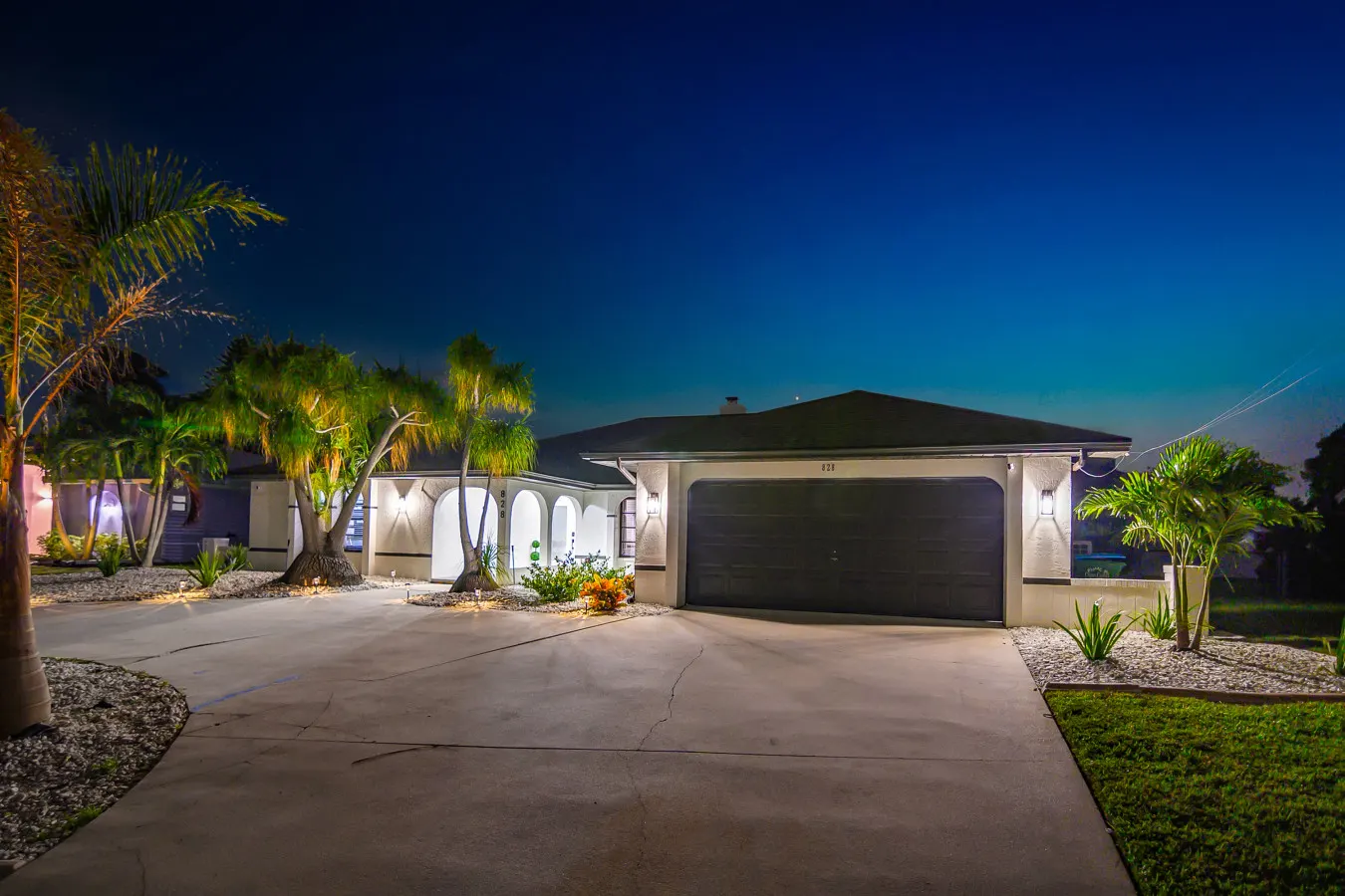 Cape Coral Dream Home – Pool, Games & Mini Golf 6