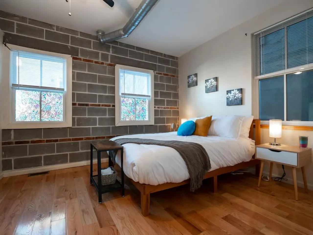Luxury Townhome in Heart of Over the Rhine 11