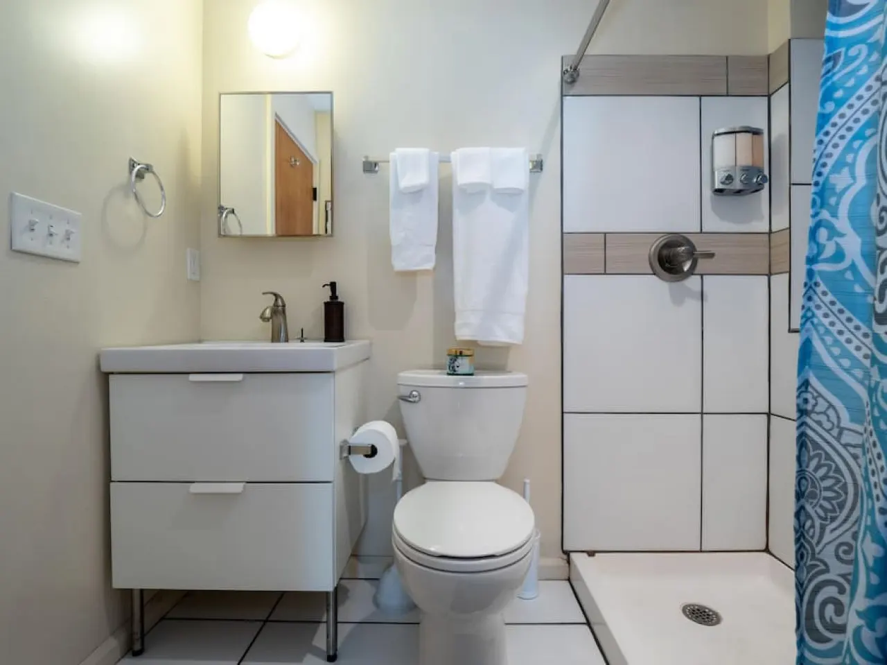Luxury Townhome in Heart of Over the Rhine 13