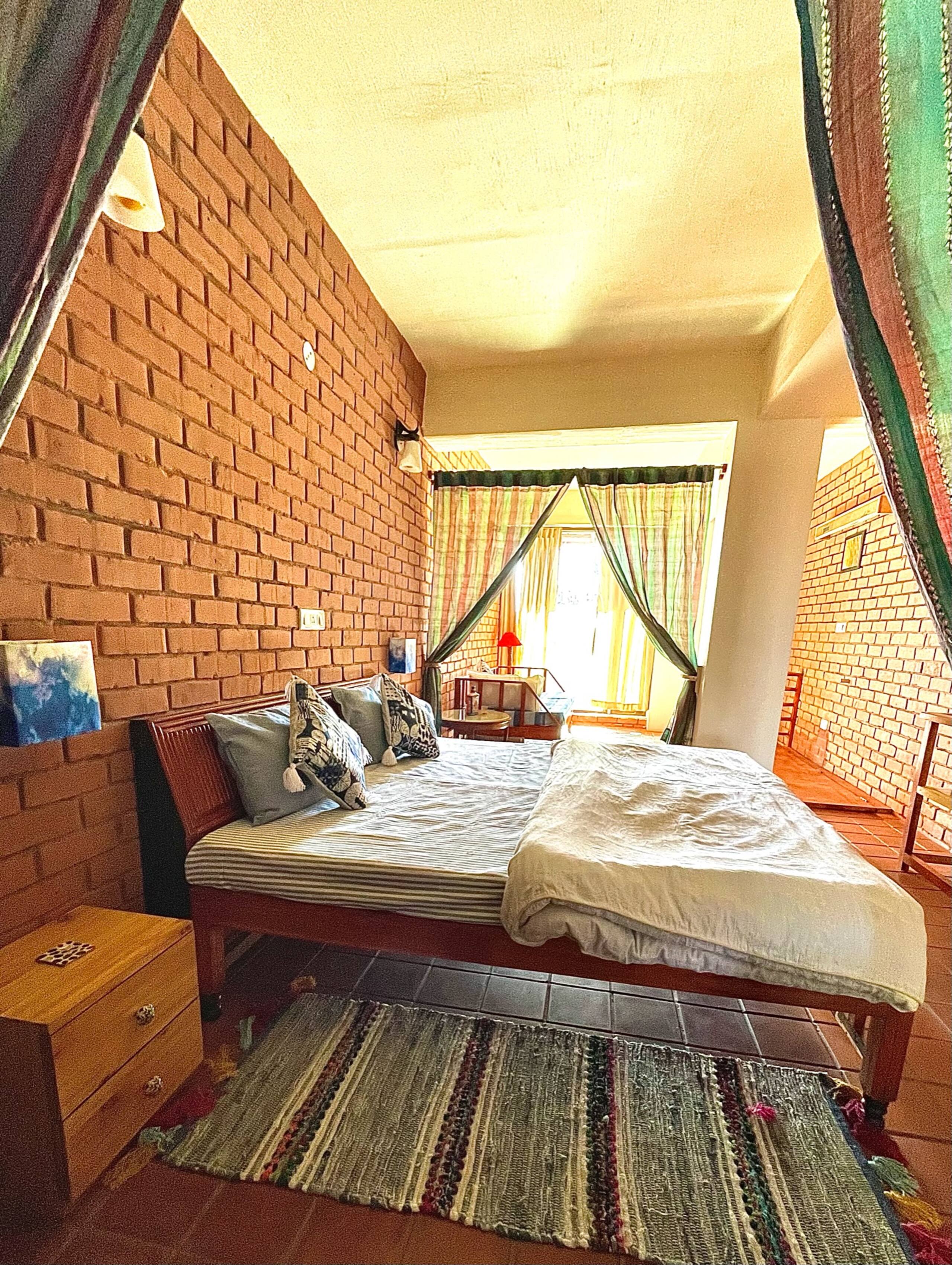 The Shilaroo Project | Entire Property 12