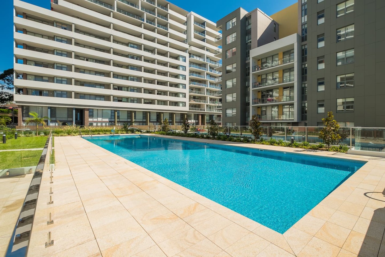 A Little Slice of Paradise Pool, Gym+Parking 2