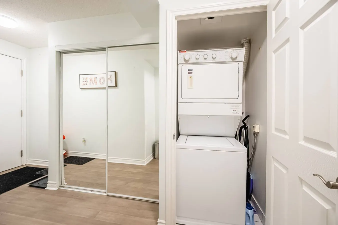 Downtown 1BR Free Parking Prime Location 20
