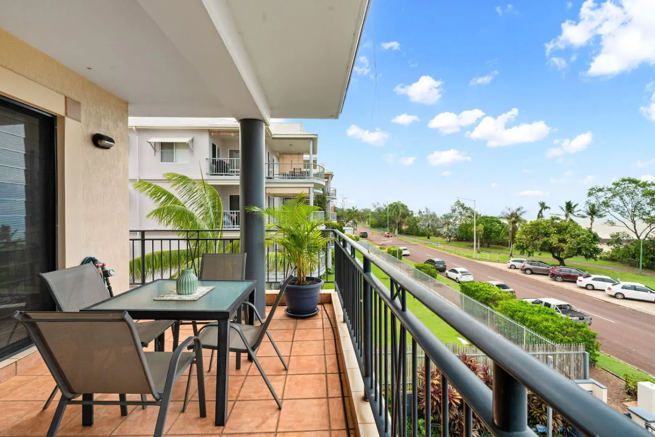 Zen Emerald Shore: seaview - balcony - sunset view 8