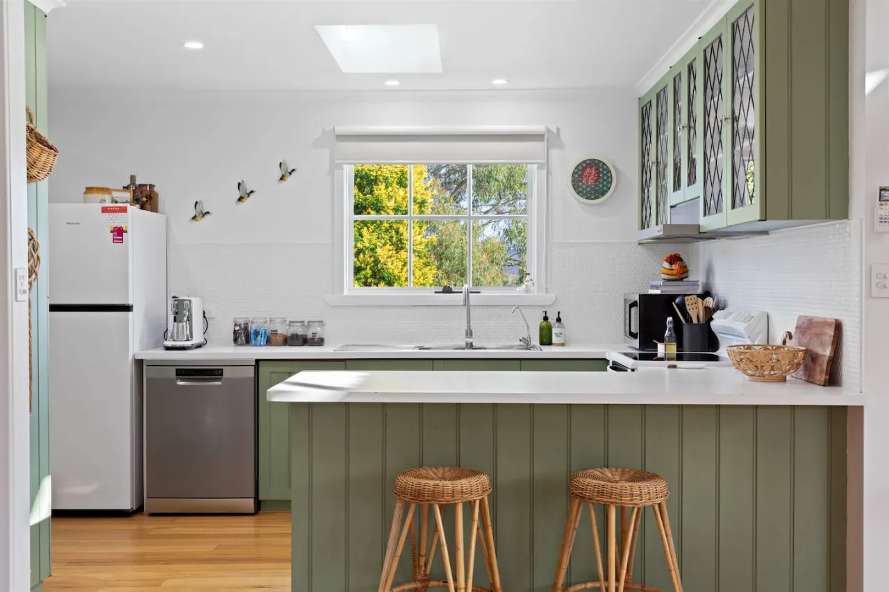 Lotti's Cottage - West Launceston