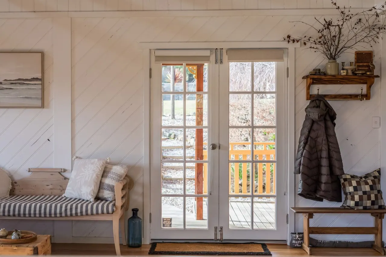 Lotti's Cottage - West Launceston 9