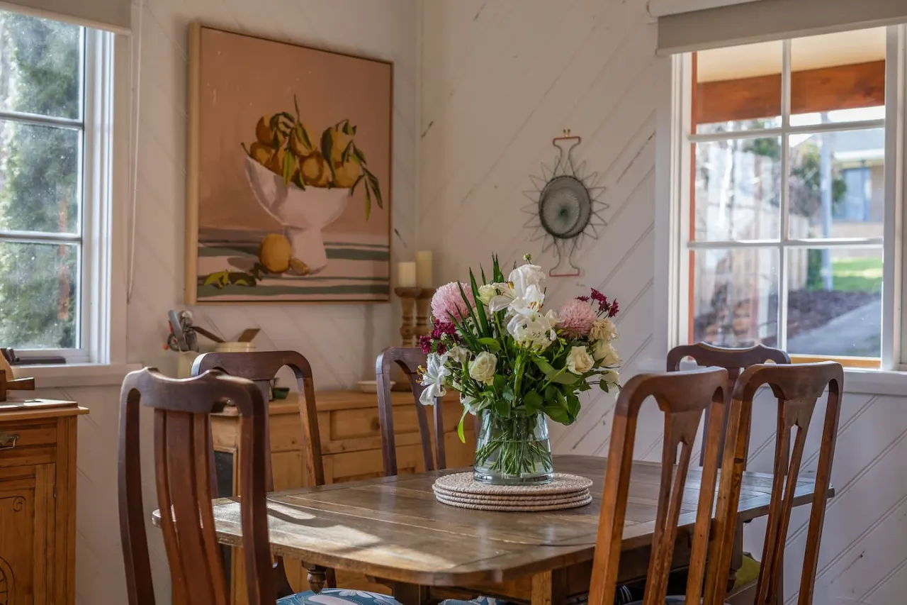 Lotti's Cottage - West Launceston 15