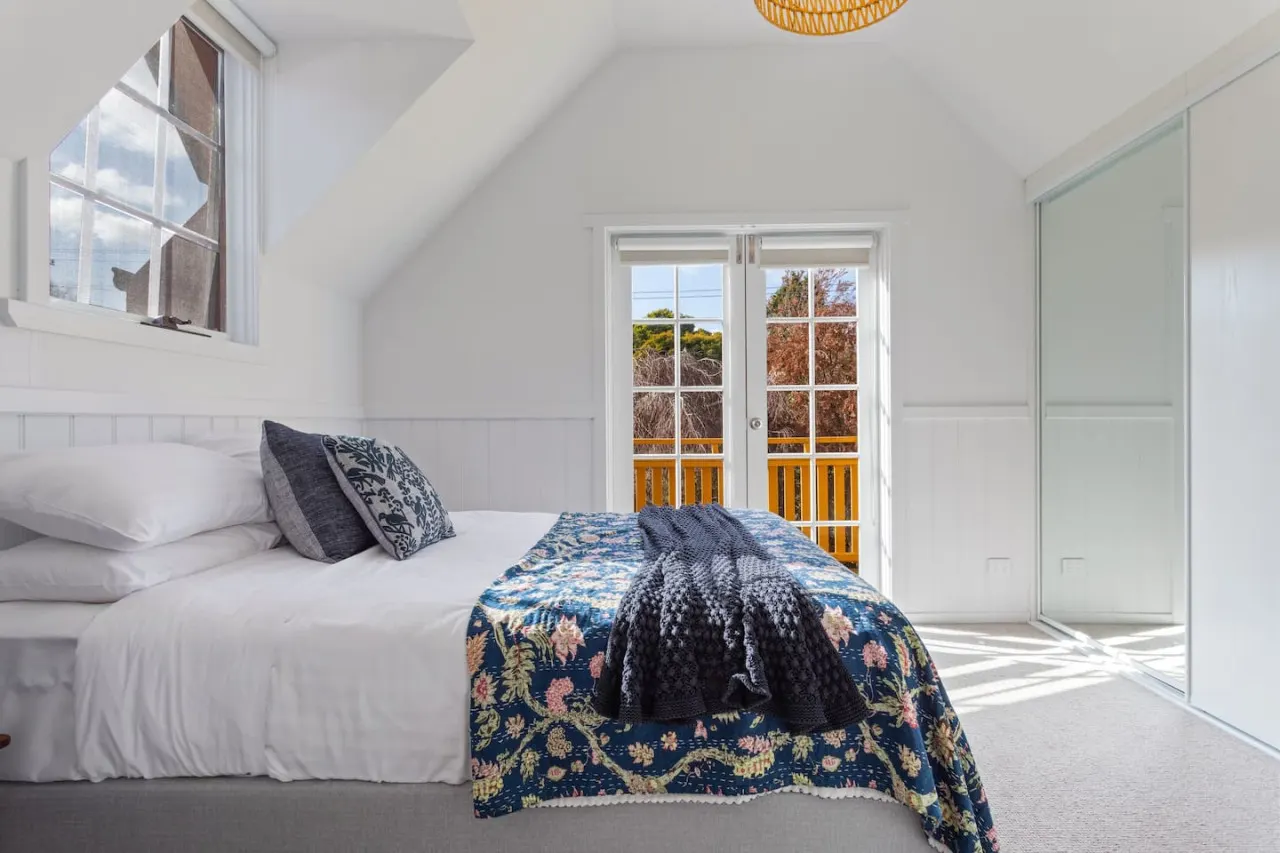 Lotti's Cottage - West Launceston — photo 4