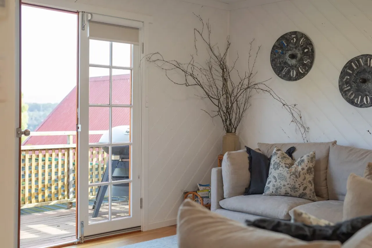 Lotti's Cottage - West Launceston 7