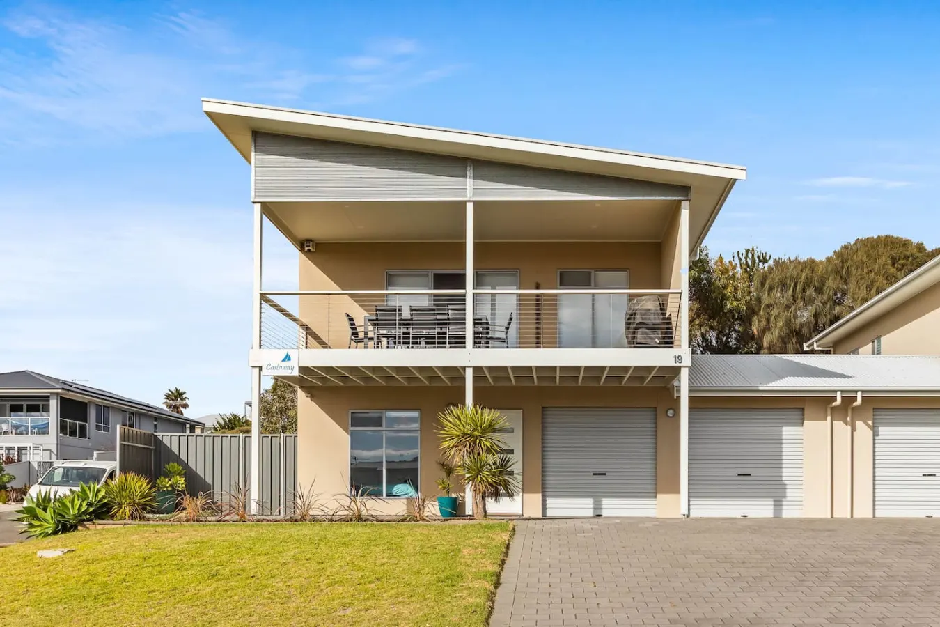 Castaway Beach House—Countryside Views by the Sea — photo 5