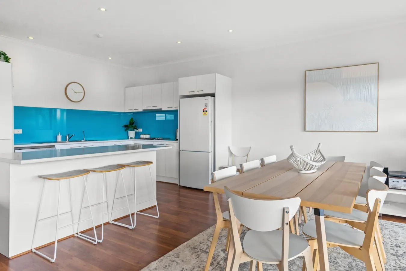 Castaway Beach House—Countryside Views by the Sea 8