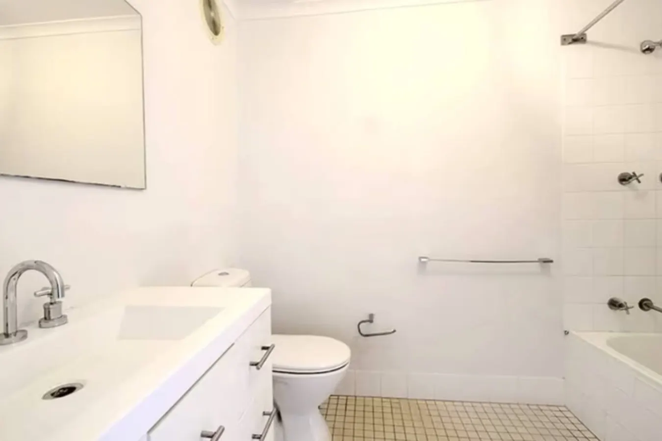 Entire 3-Bedroom House in Central Glebe 12
