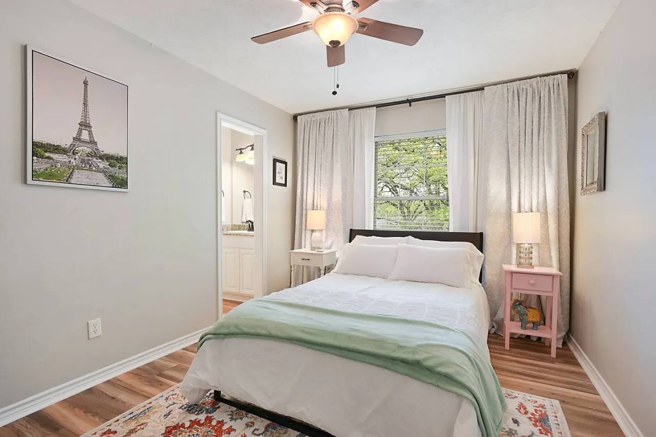 Lone Star Haven - Quiet Cul-de-Sac Retreat Just 5 Minutes from Kyle Field! 18