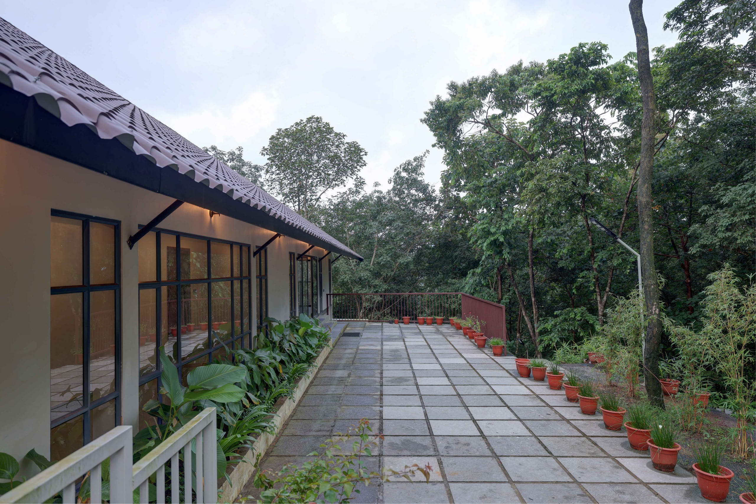 Monsoon Mist Hills – Nature’s Rhythm, Your Retreat 14
