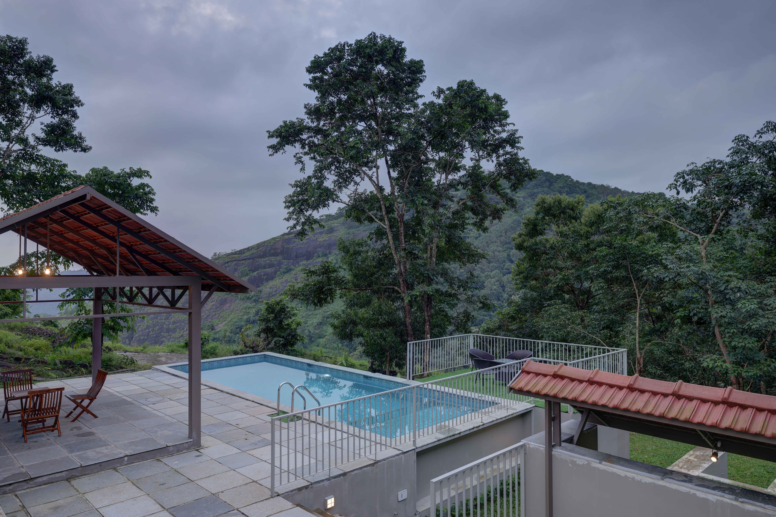Monsoon Mist Hills – Nature’s Rhythm, Your Retreat 6