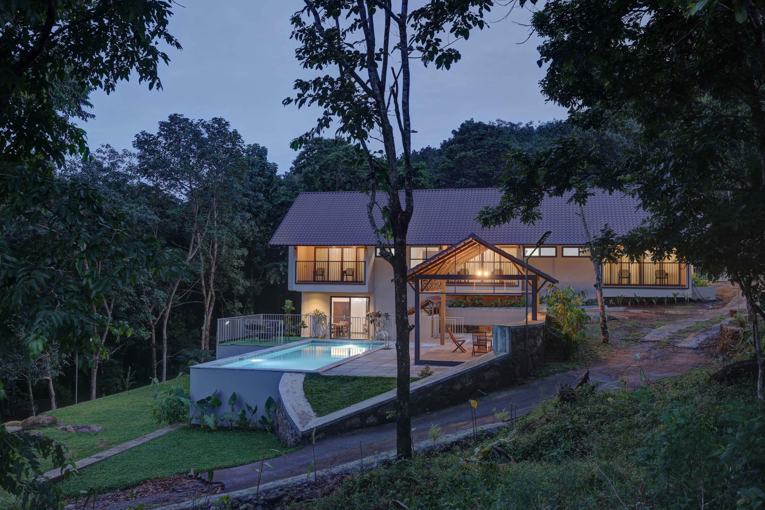 Monsoon Mist Hills – Nature’s Rhythm, Your Retreat 5