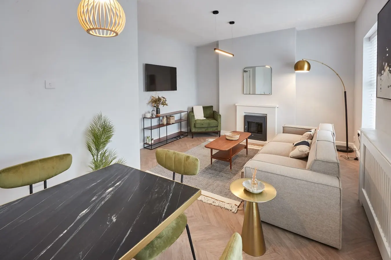 Cosy Coastal Apartment 2