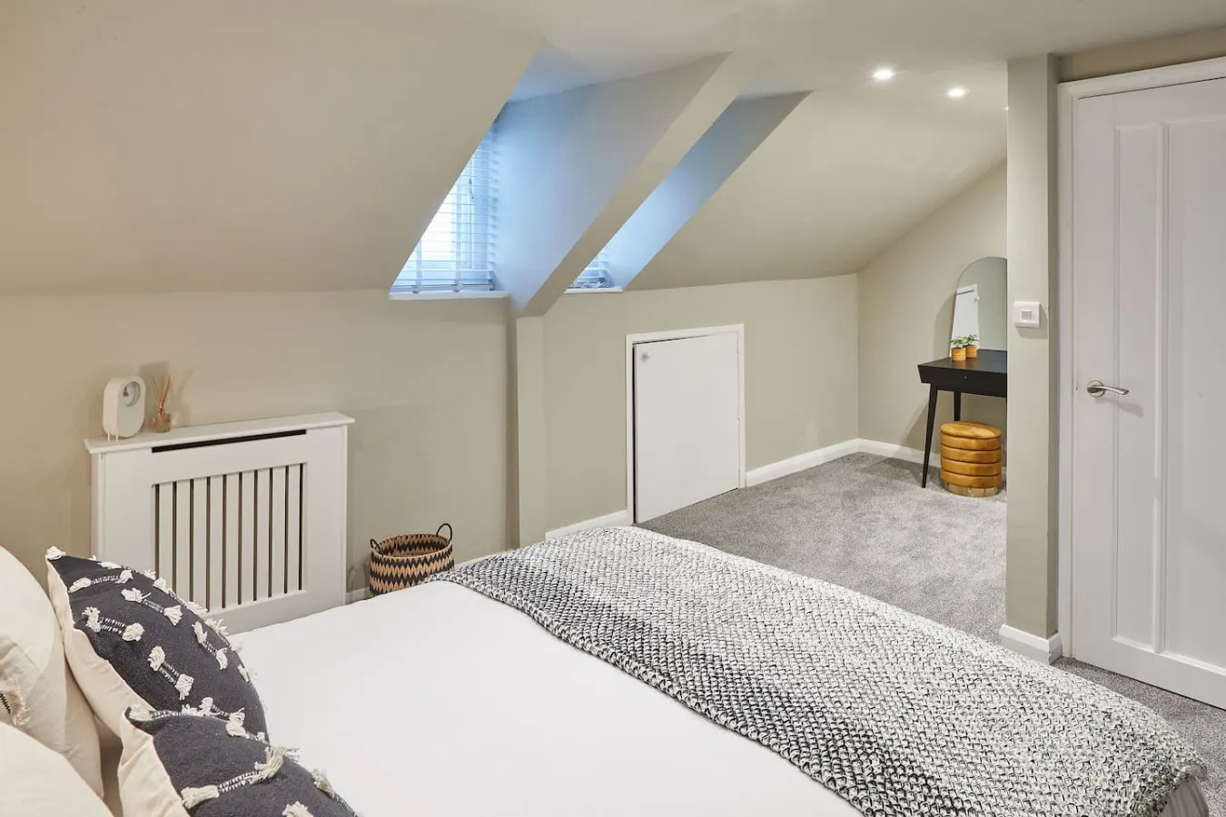 Cosy Coastal Apartment 2 20