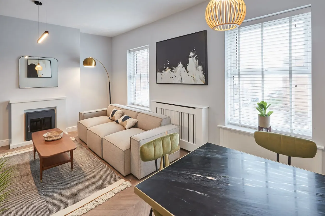 Cosy Coastal Apartment 2 6