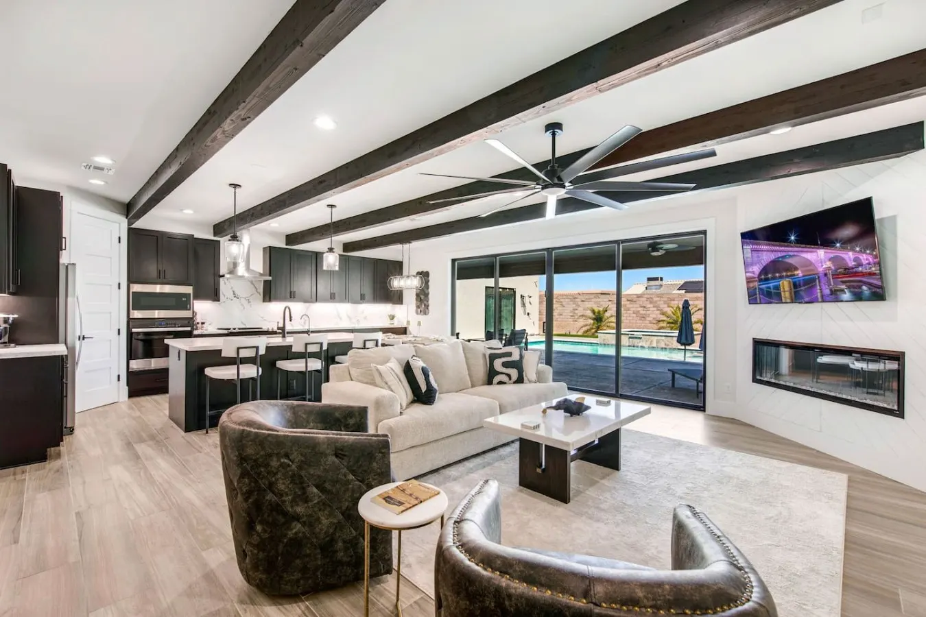 Havasu Mcculloch - Luxury Feel, Luxury Stay — photo 2