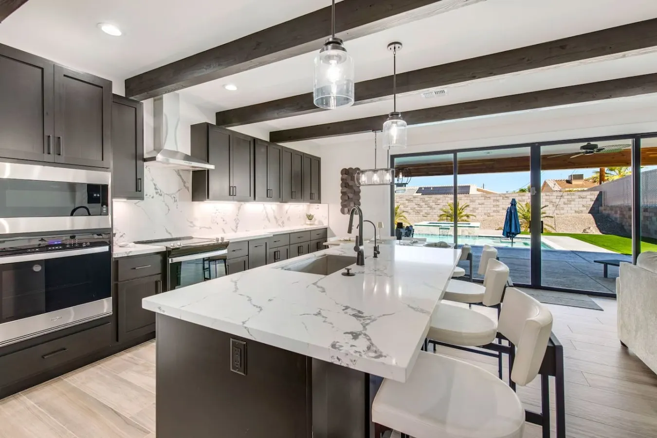Havasu Mcculloch - Luxury Feel, Luxury Stay — photo 4