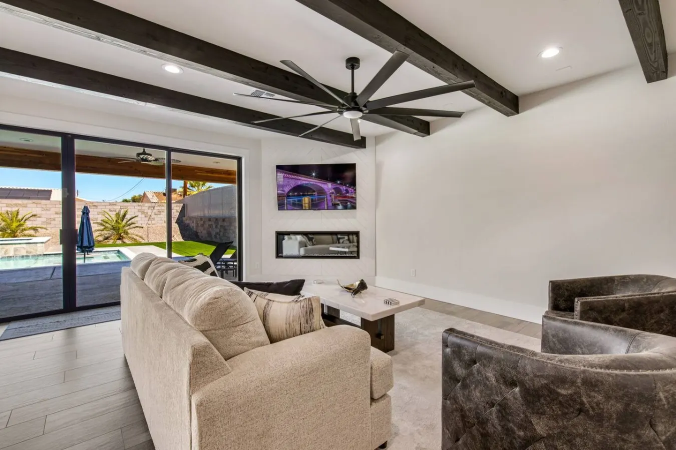 Havasu Mcculloch - Luxury Feel, Luxury Stay 8