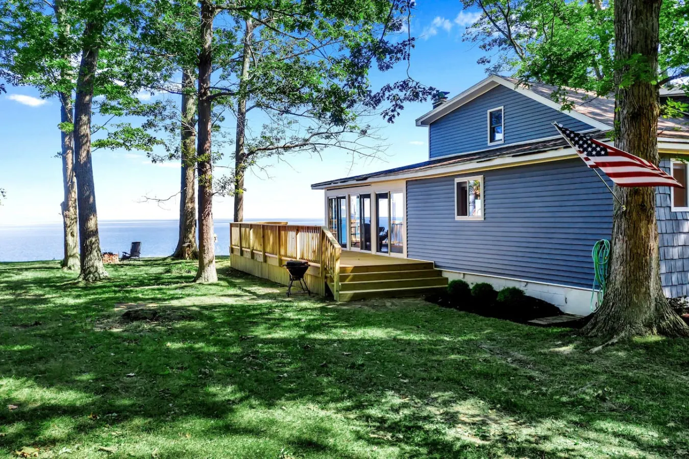 Tucked Away - Cozy 4BR Waterfront Home w/Hot Tub