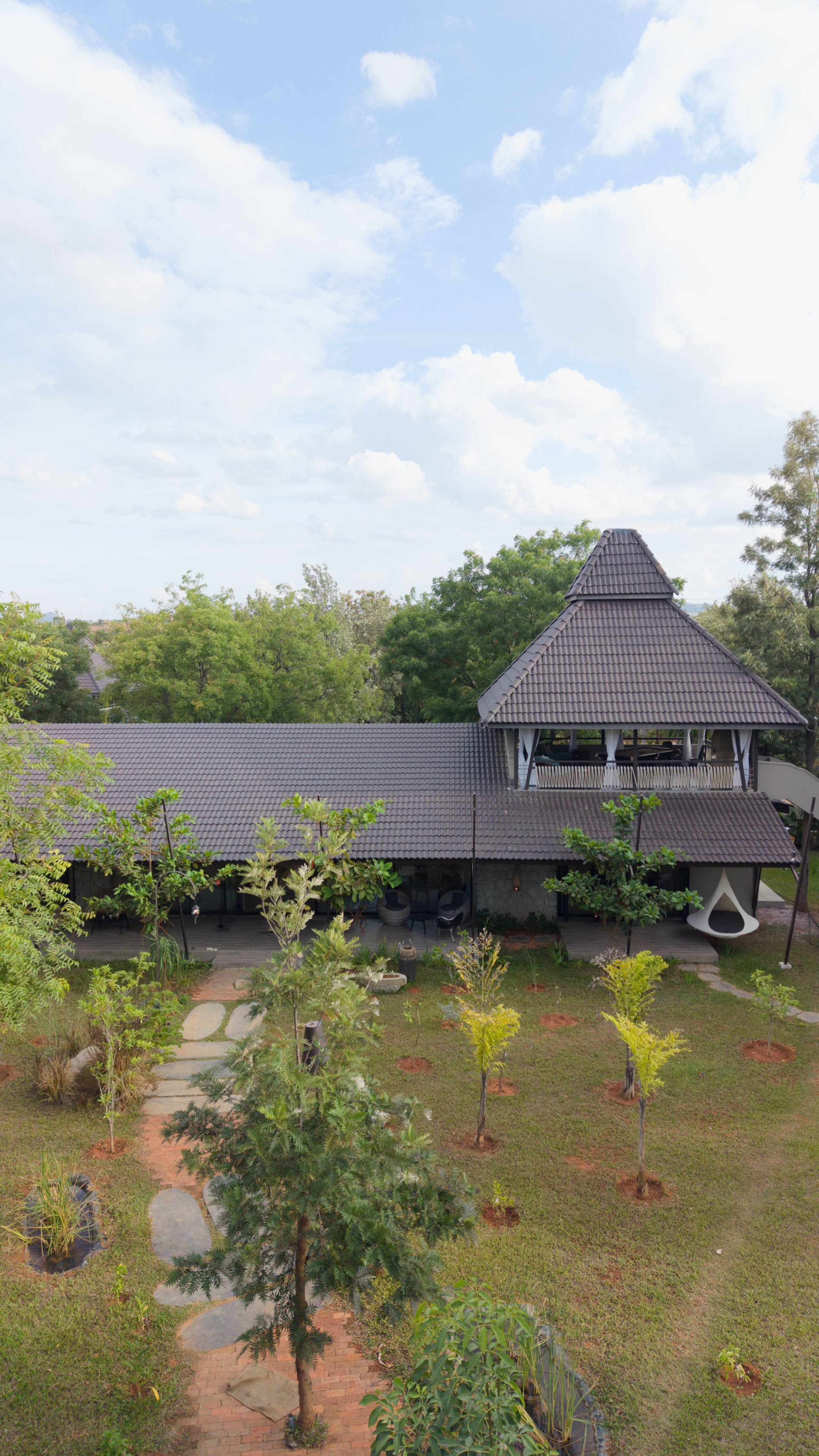 Farm Retreat W/ Pvt Jacuzzi 8