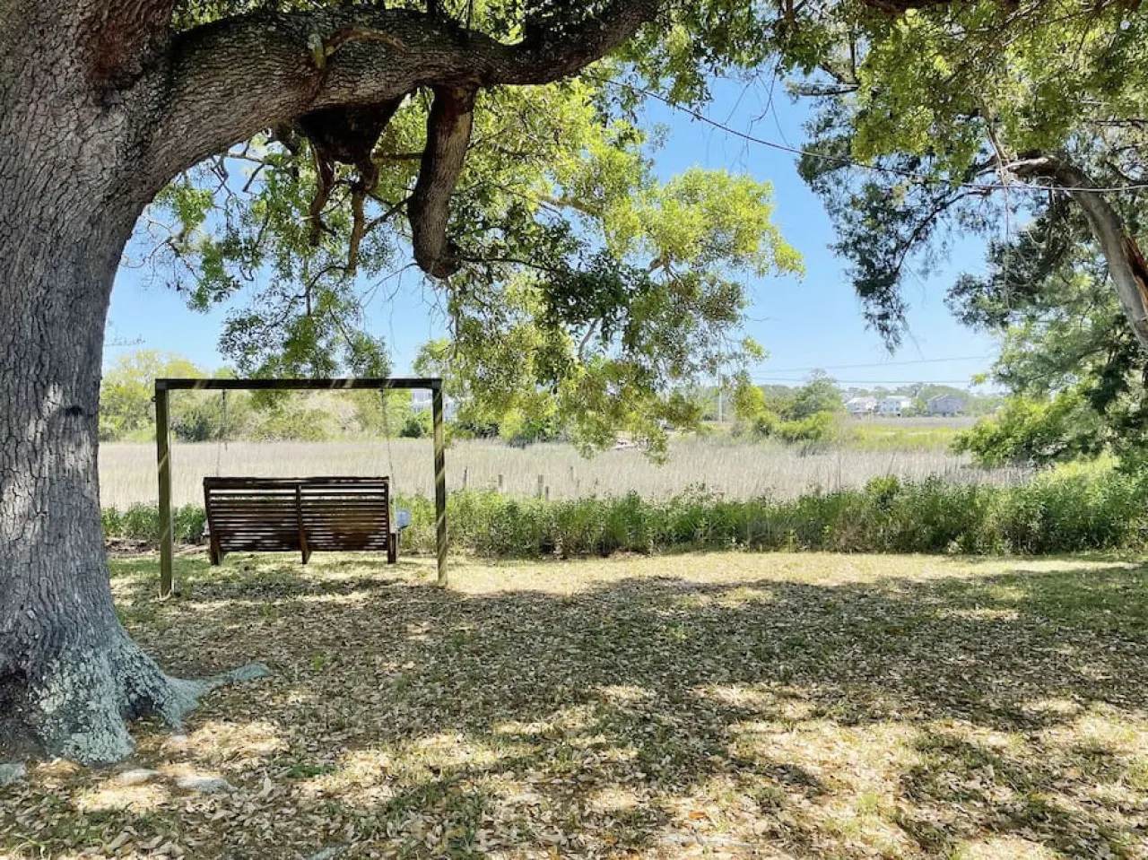 Marsh Magic- 2 Bed 1 Bath Beach House w/Marsh View