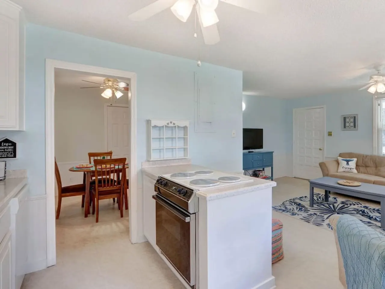 Marsh Magic- 2 Bed 1 Bath Beach House w/Marsh View 12