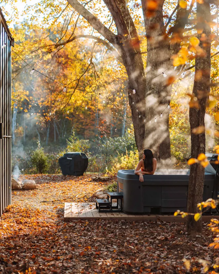 The Everwoods Alpine: Mountain-Modern Tiny Cabin in the Hocking Hills — photo 4