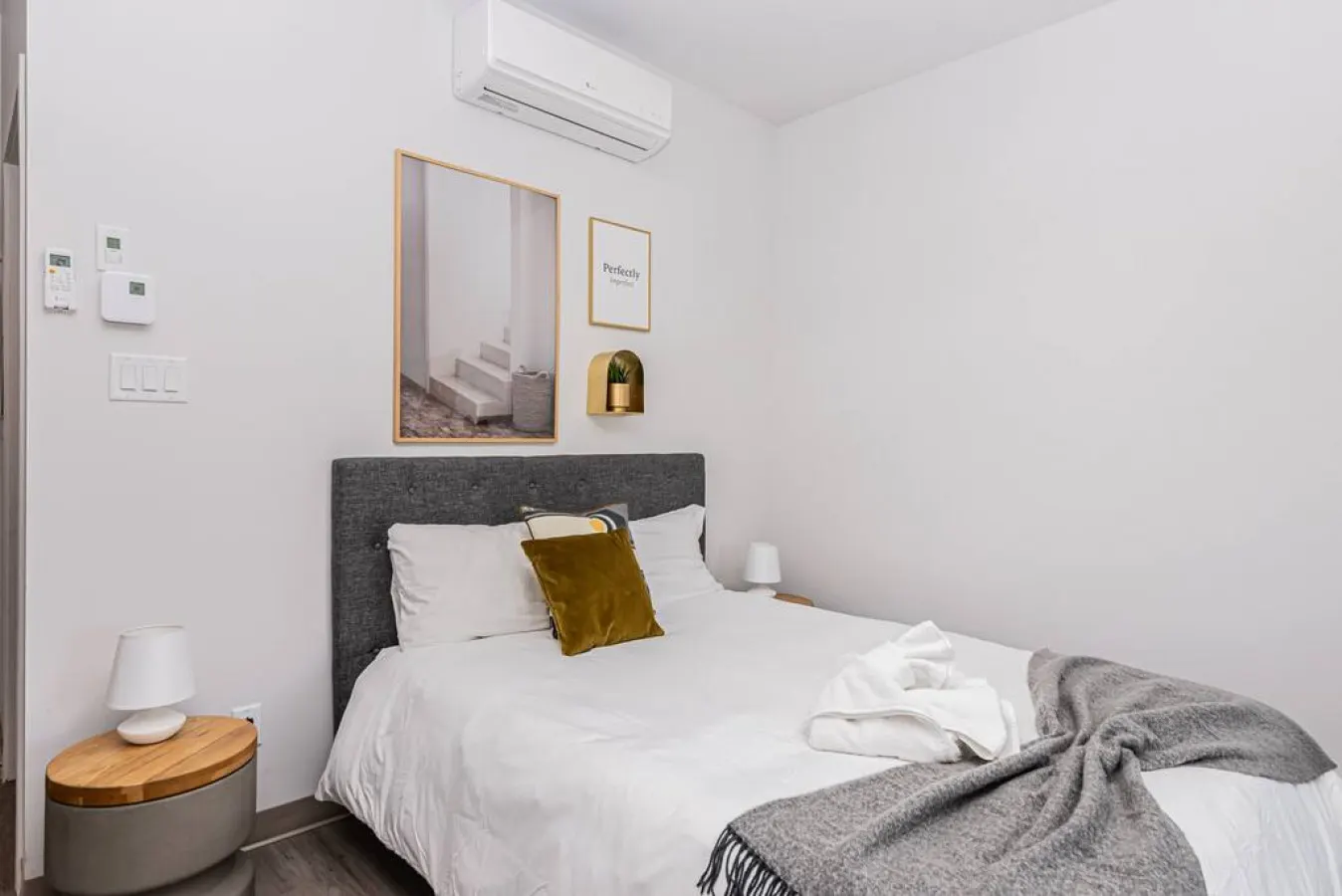 Plateau - New, Fresh and Luminous Studio in Le Plateau - Unit 2 9