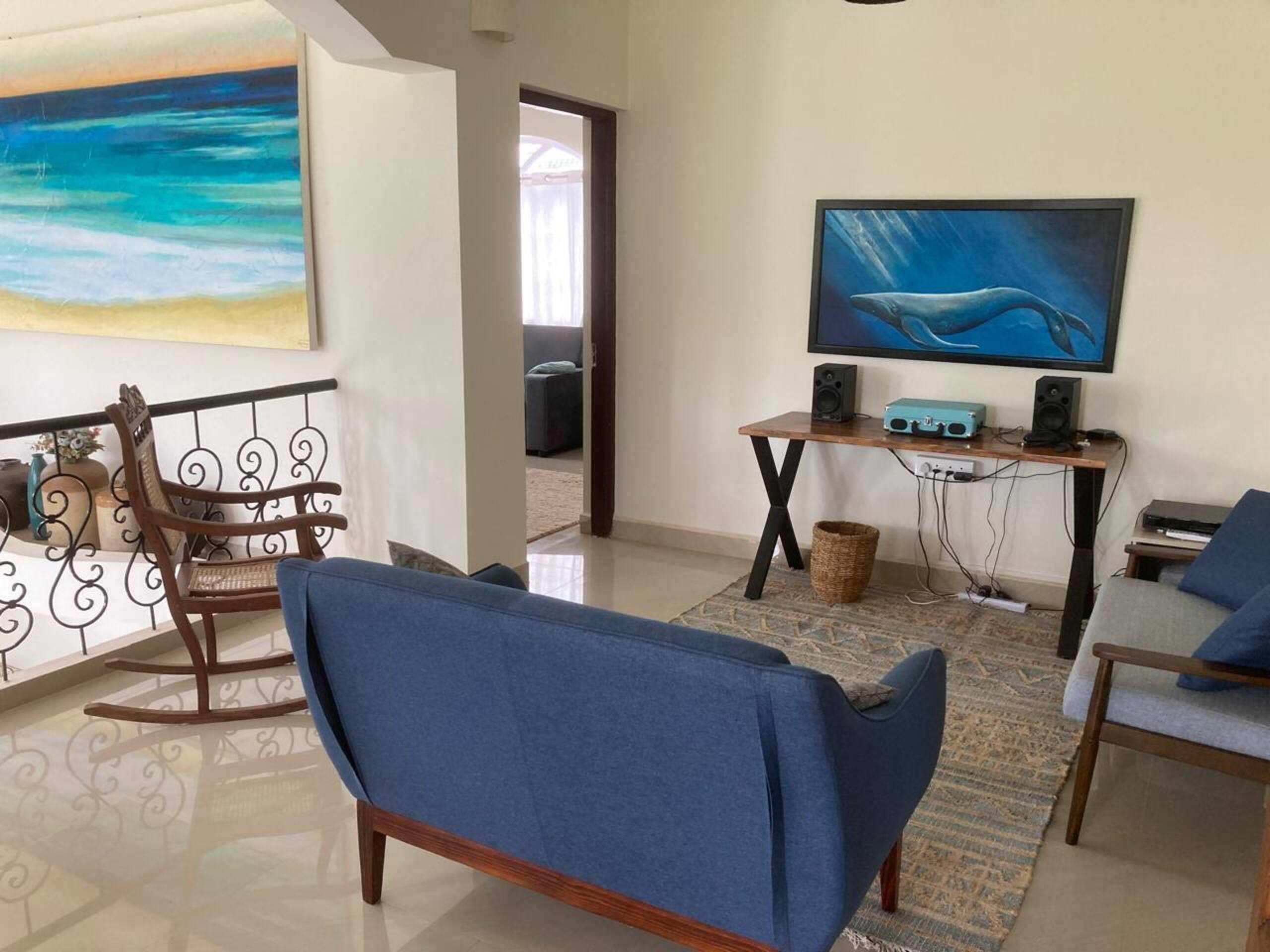 Serene private family home close to cafés & beach 7