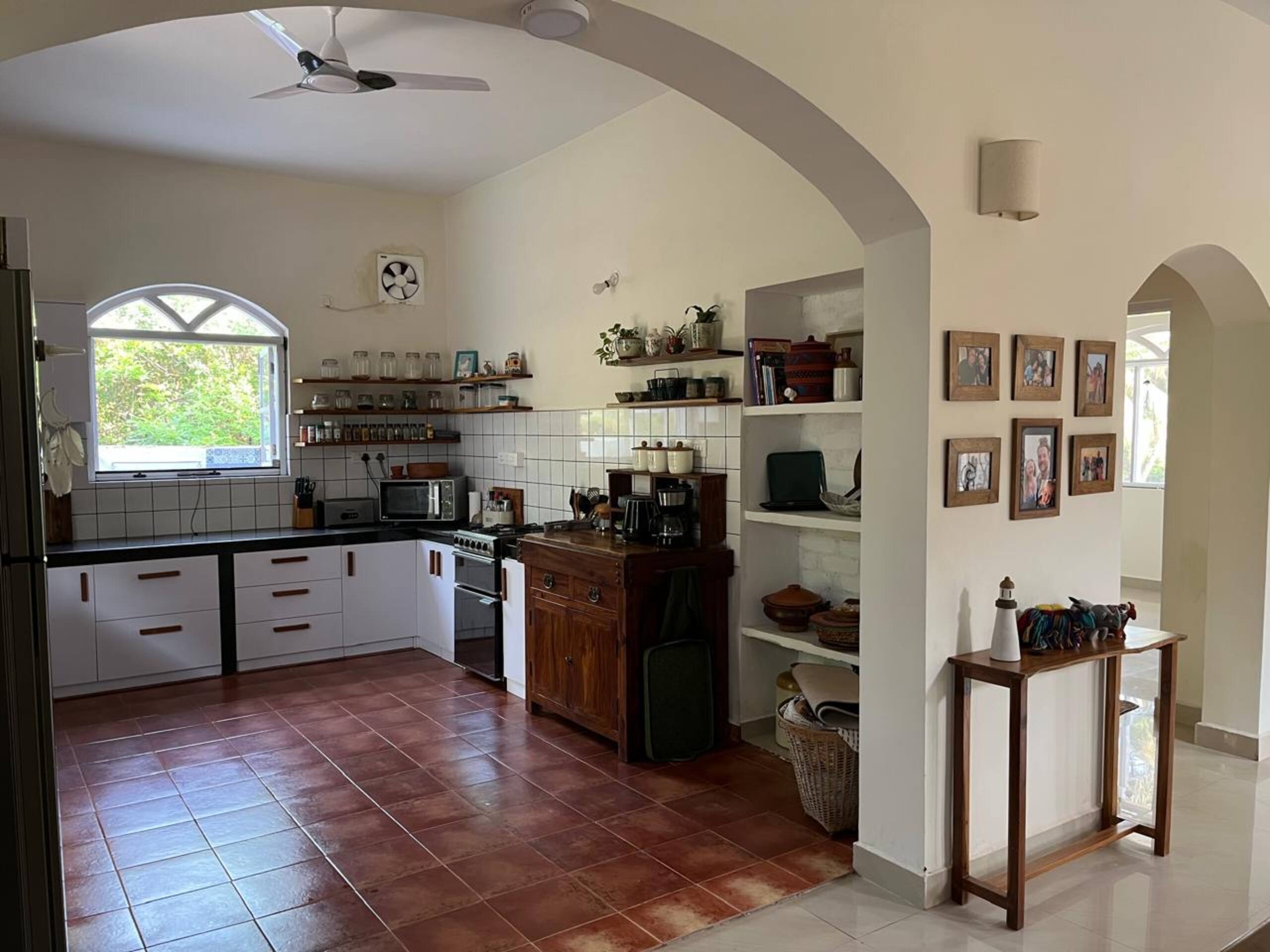 Serene private family home close to cafés & beach 24