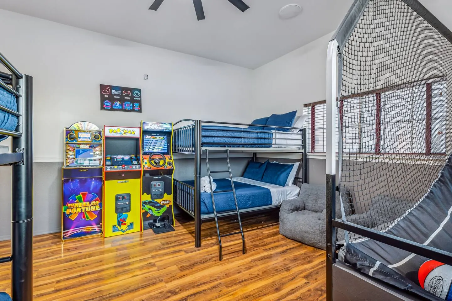Mohave | Views | Pool | Spa | Arcade | Sleeps 16 — photo 3