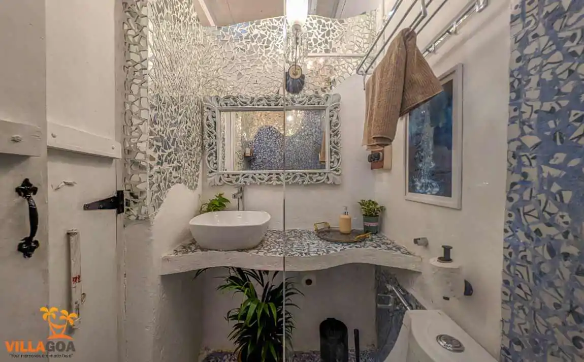 4-BHK Villa Porta Bellucci – For Groups & Getaways 19
