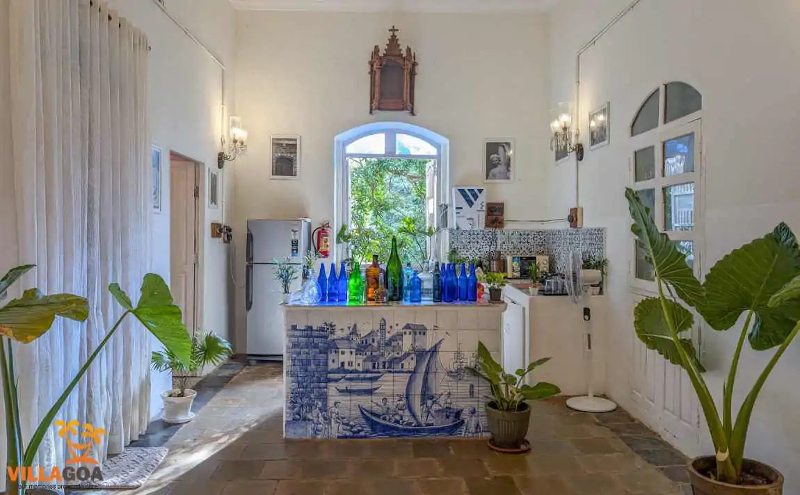 4-BHK Villa Porta Bellucci – For Groups & Getaways 9