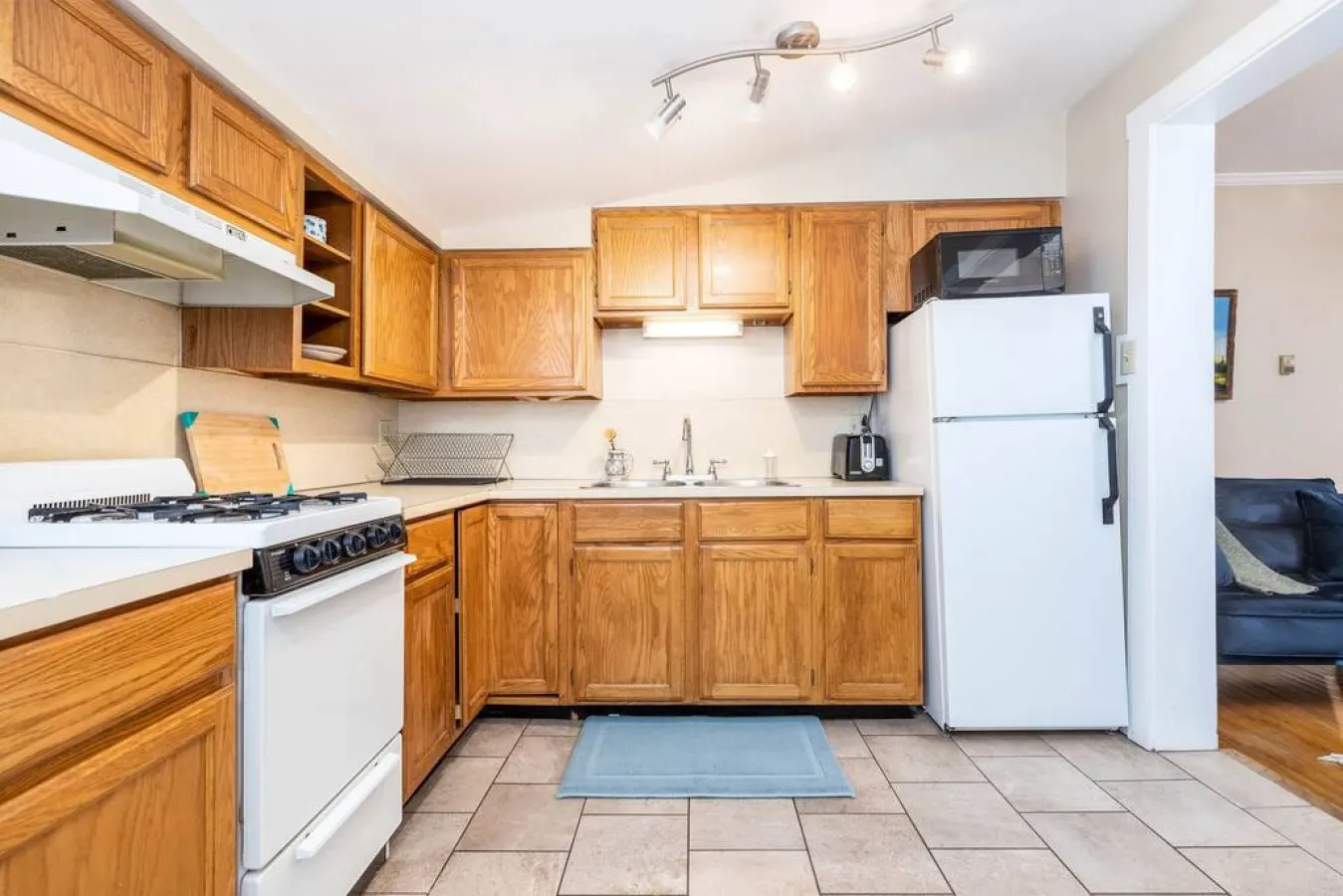 Historic Avenues Loft-Walk Downtown-40 mins to Ski 9