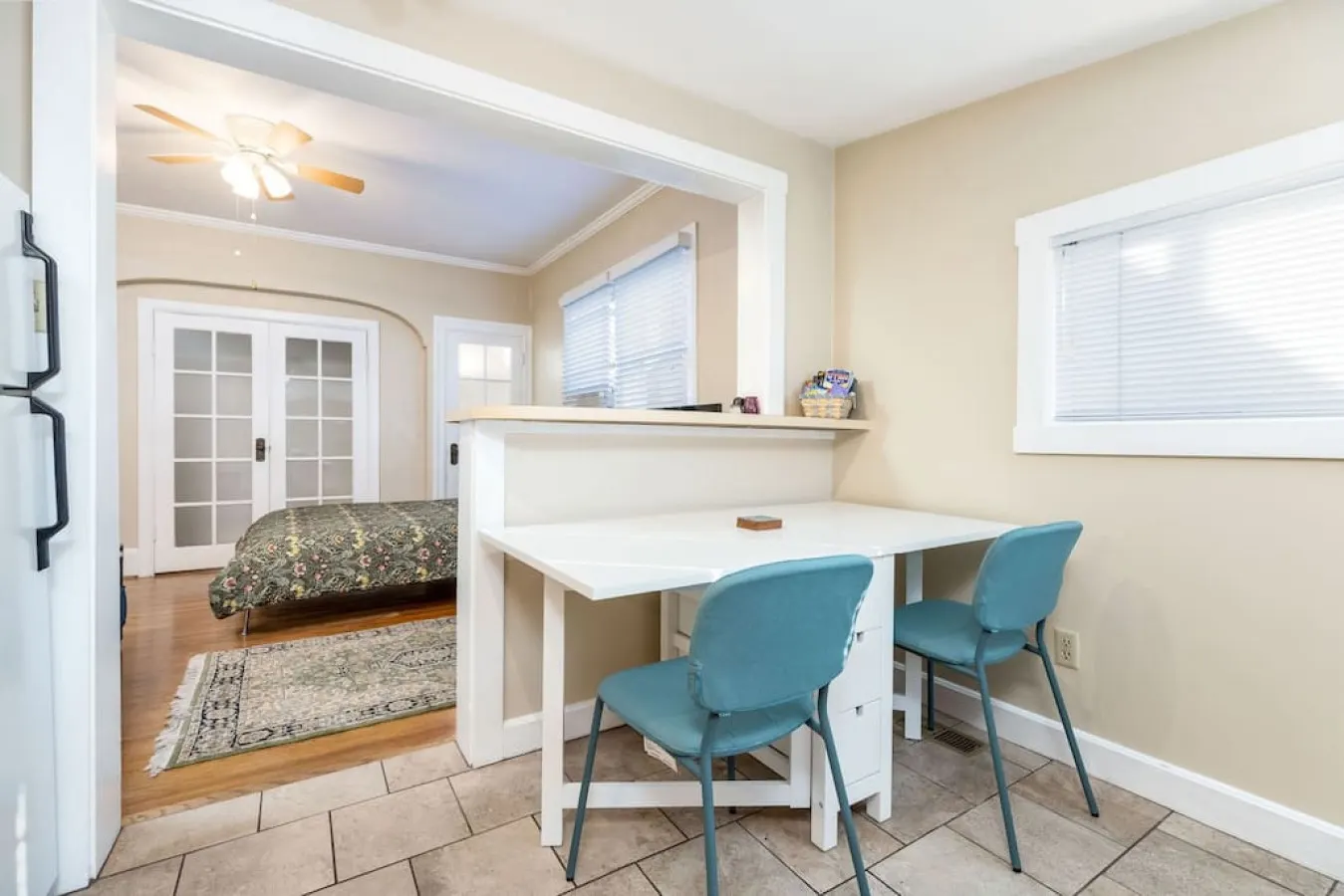 Historic Avenues Loft-Walk Downtown-40 mins to Ski 6