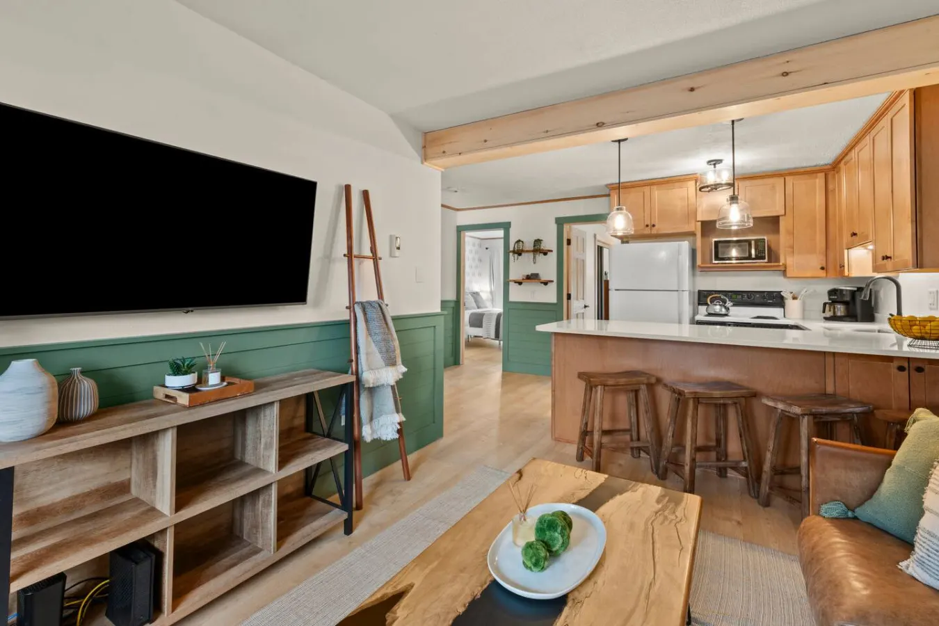 Storybook setting, cozy retreat 19
