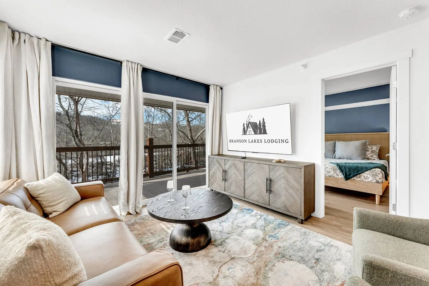 Roark Valley Resort I3 - Creekside Luxury, View, Indoor & Outdoor Pools! 17