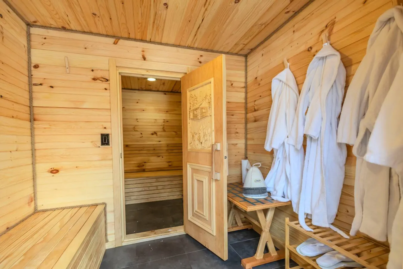 Pocono A-Frame Retreat Lake Hot Tub Sauna 5