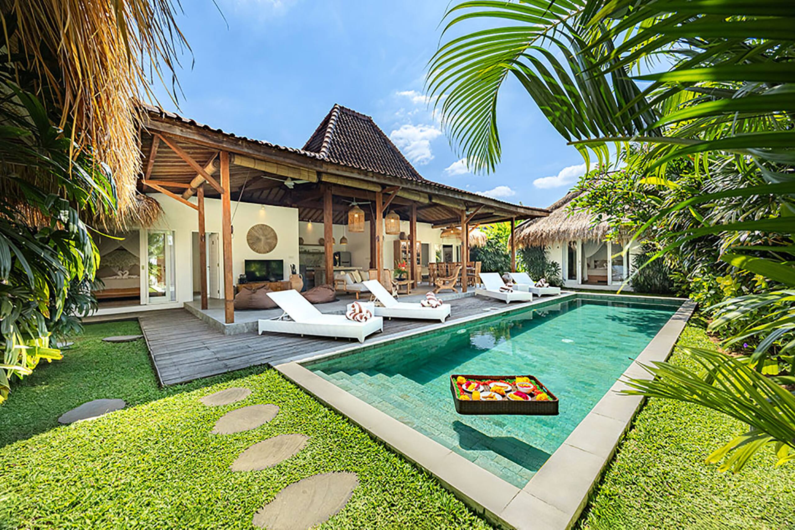 3 Villas Complex - 250m Seminyak Sq & Beach 700m 31